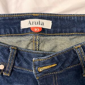 Arula women’s jeans size 10. Dark wash